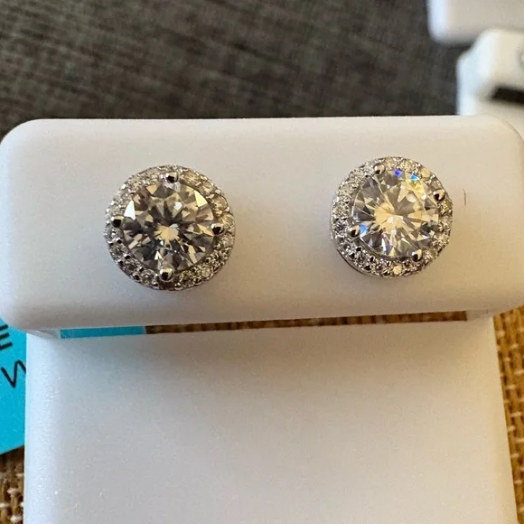 Solid Sterling Silver 1.42 Carat VVSD Halo Moissanite Screw Back Earrings - Picture 3 of 6